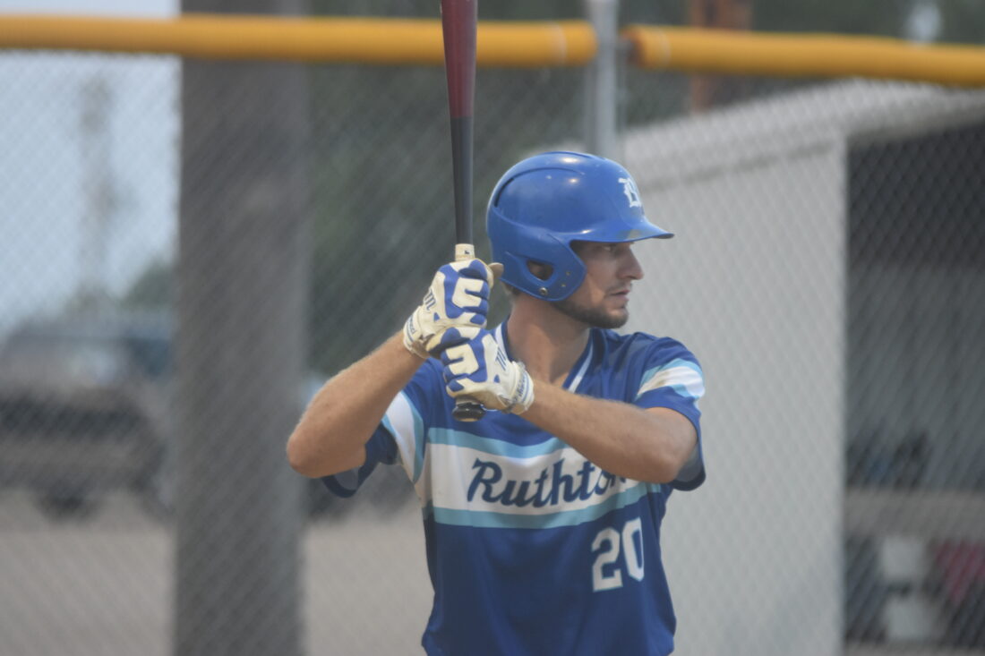 Staying alive News, Sports, Jobs Marshall Independent